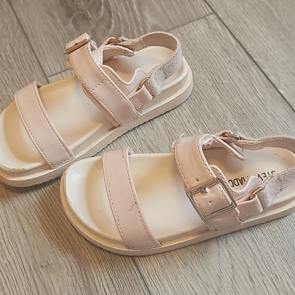 7 Pairs Kids Summer Sandals - Yellow, Tan, Pink Styles. Reef Waterproof Sandals - Picture 14 of 14